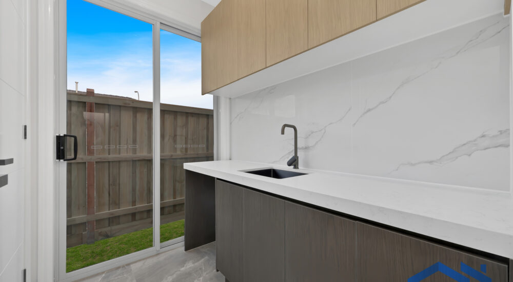 16 Station Parade, Donnybrook Vic 3064