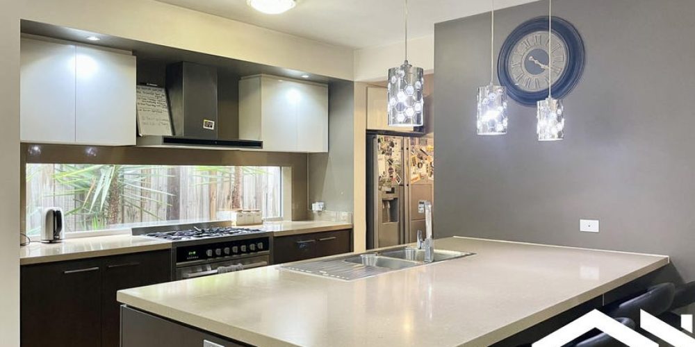 property-house-vic-mickleham-4