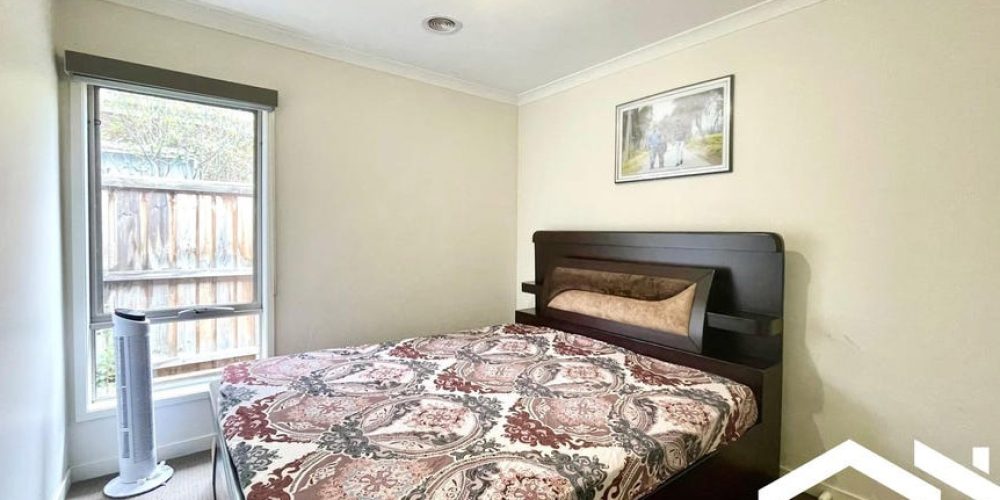 property-house-vic-mickleham-8